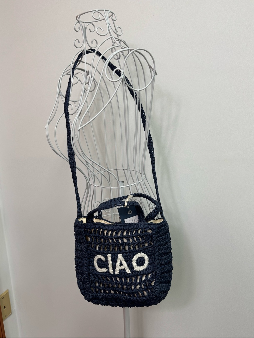 Universal Thread Navy Raffia 'CIAO' Crossbody Bag NWT - Picture 5 of 5
